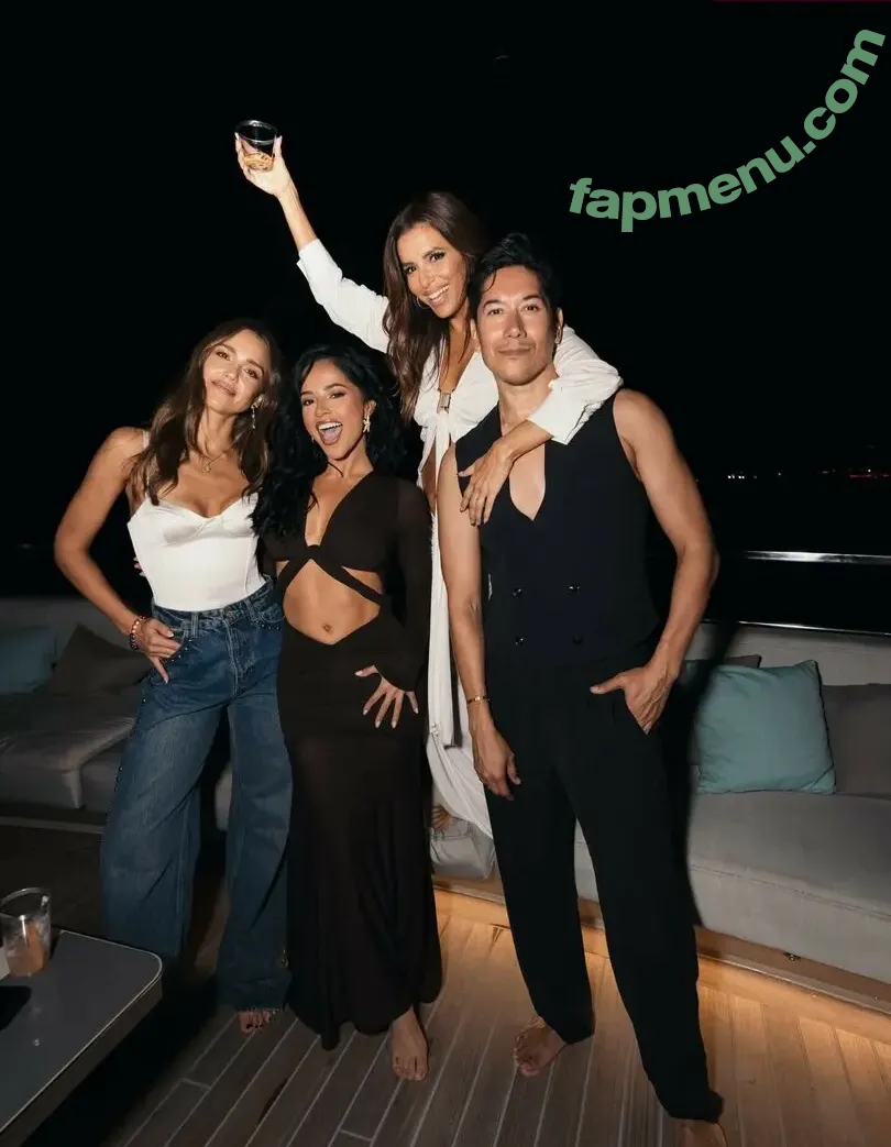 Jessica Alba nude photo #0433 (jessicaalba)