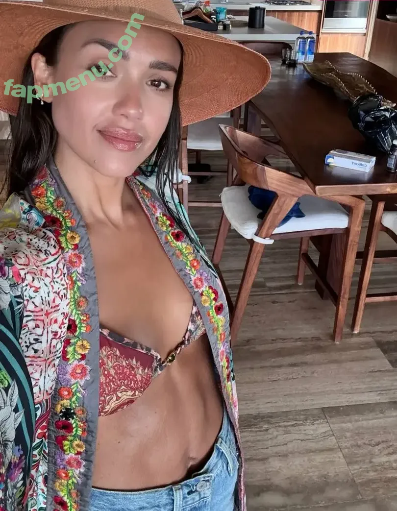 Jessica Alba nude photo #0520 (jessicaalba)