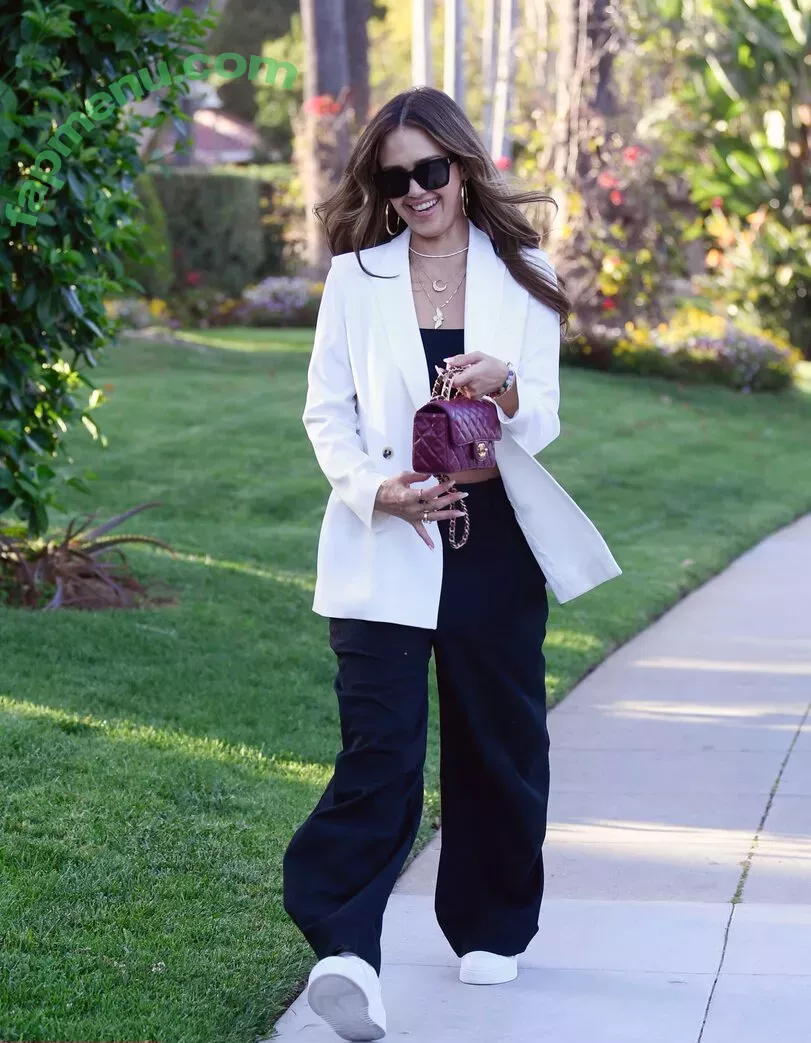 Jessica Alba nude photo #1040 (jessicaalba)