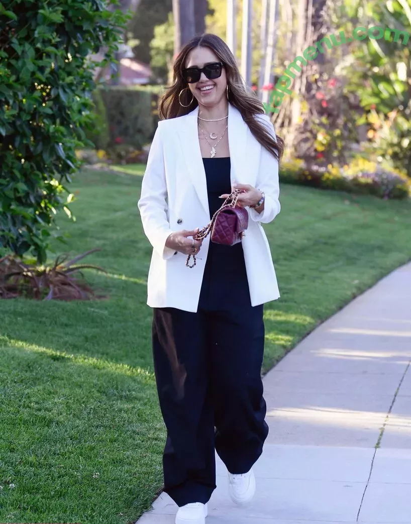 Jessica Alba nude photo #1041 (jessicaalba)