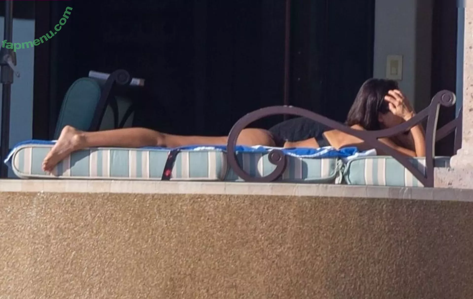 Jessica Alba nude photo #1404 (jessicaalba)