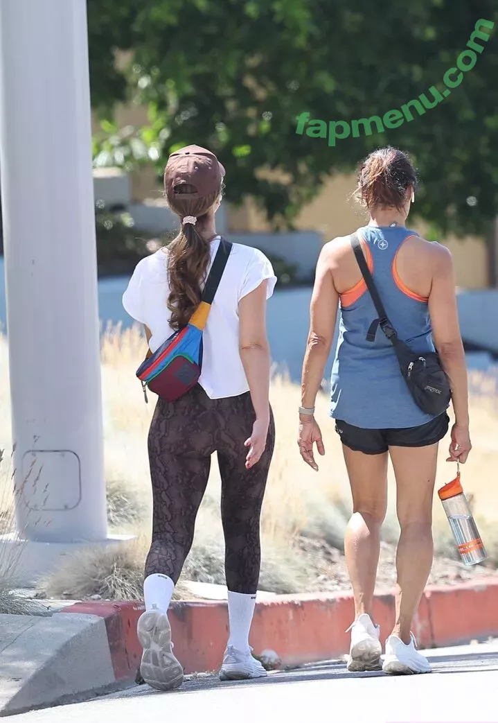 Jessica Alba nude photo #1452 (jessicaalba)