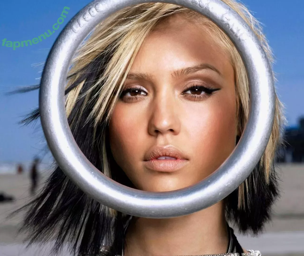 Jessica Alba nude photo #1460 (jessicaalba)