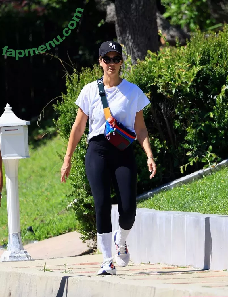 Jessica Alba nude photo #1484 (jessicaalba)