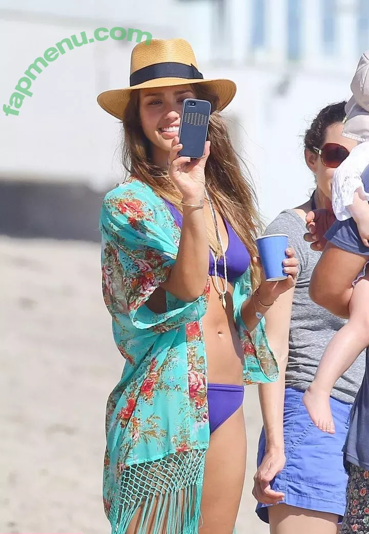 Jessica Alba nude photo #1506 (jessicaalba)