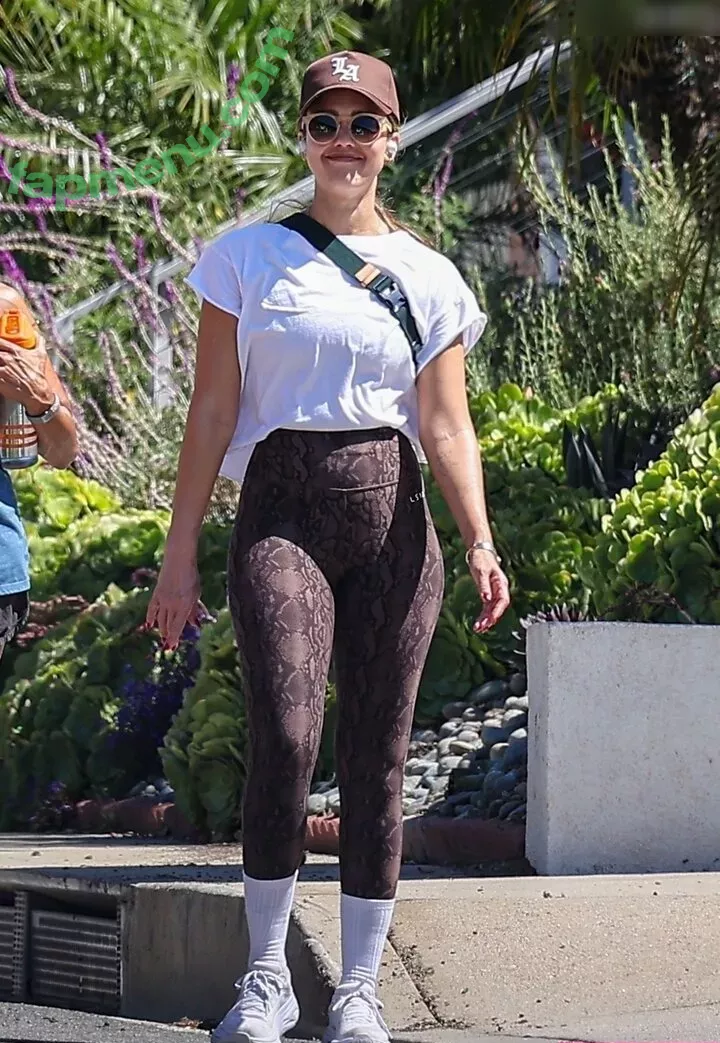 Jessica Alba nude photo #1536 (jessicaalba)