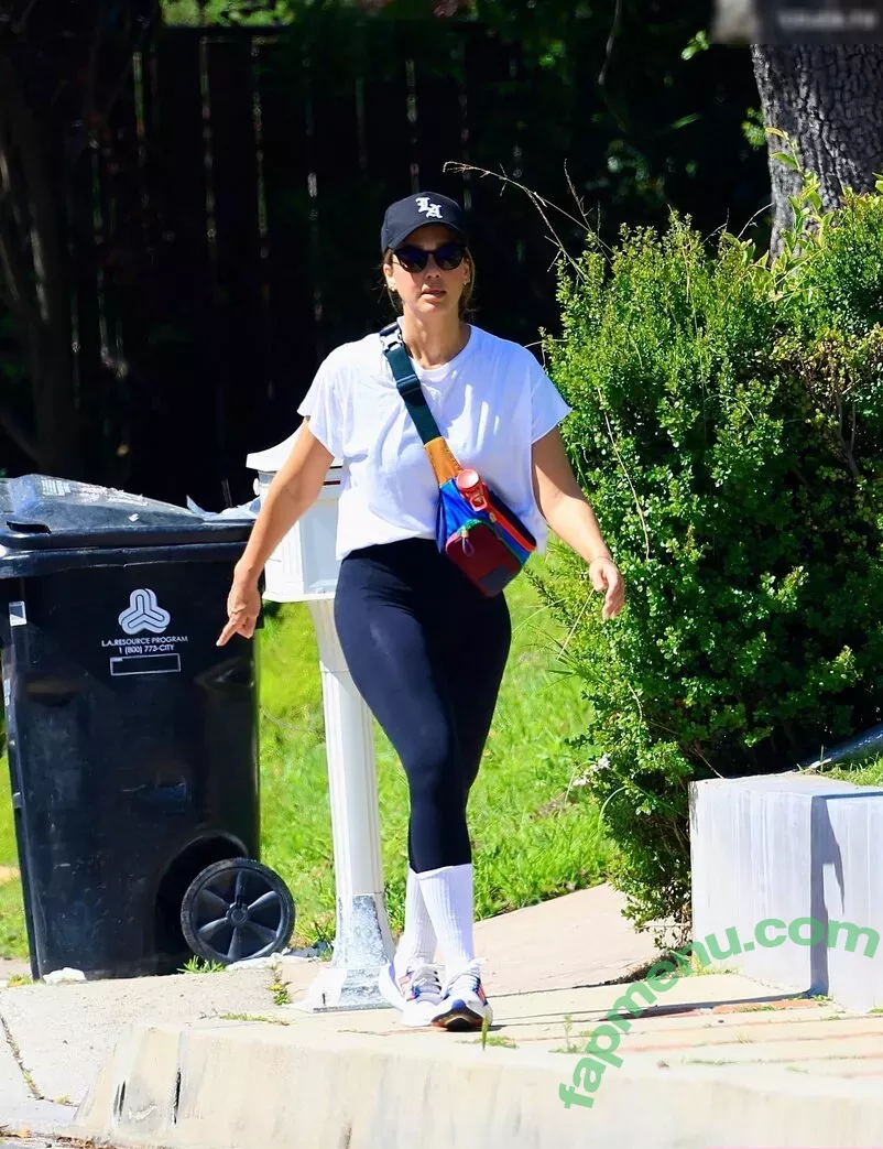 Jessica Alba nude photo #1539 (jessicaalba)