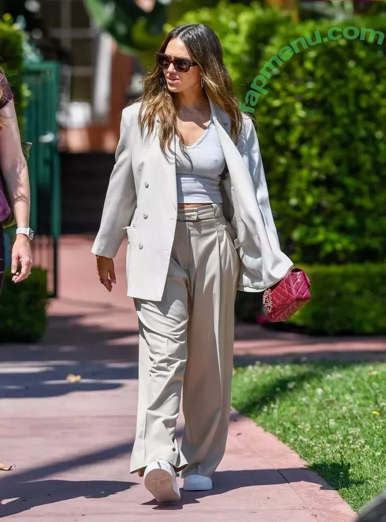 Jessica Alba nude photo #1546 (jessicaalba)