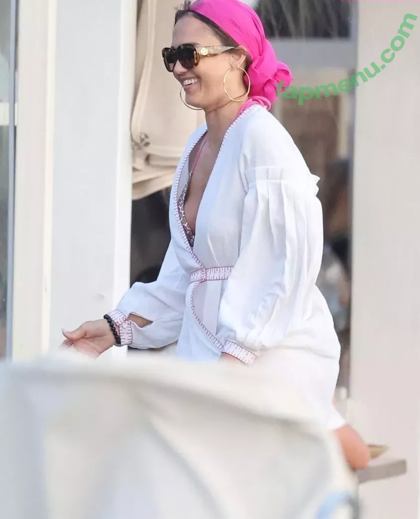 Jessica Alba nude photo #1627 (jessicaalba)