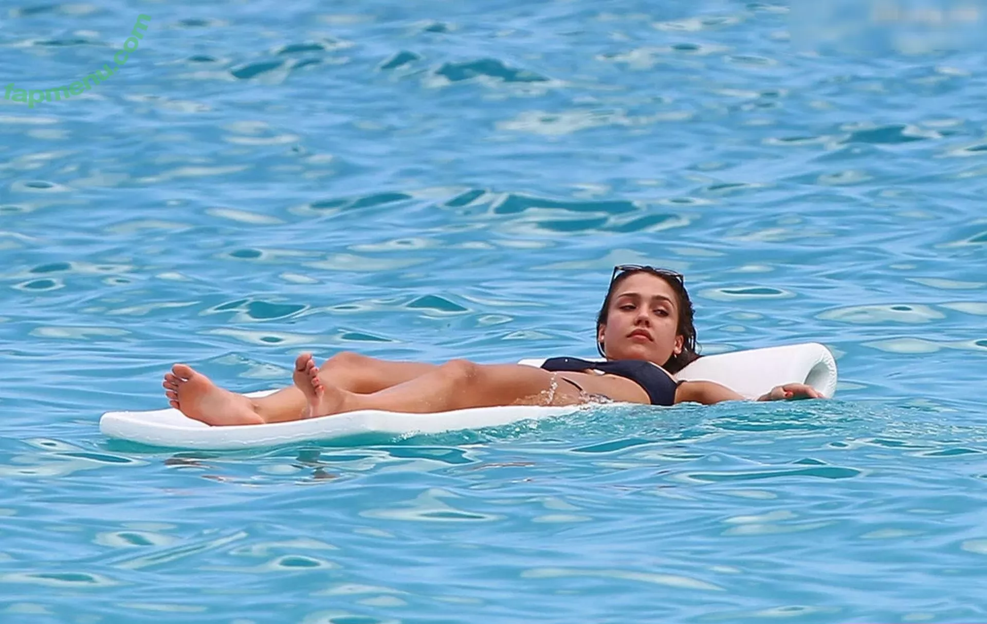 Jessica Alba nude photo #1849 (jessicaalba)