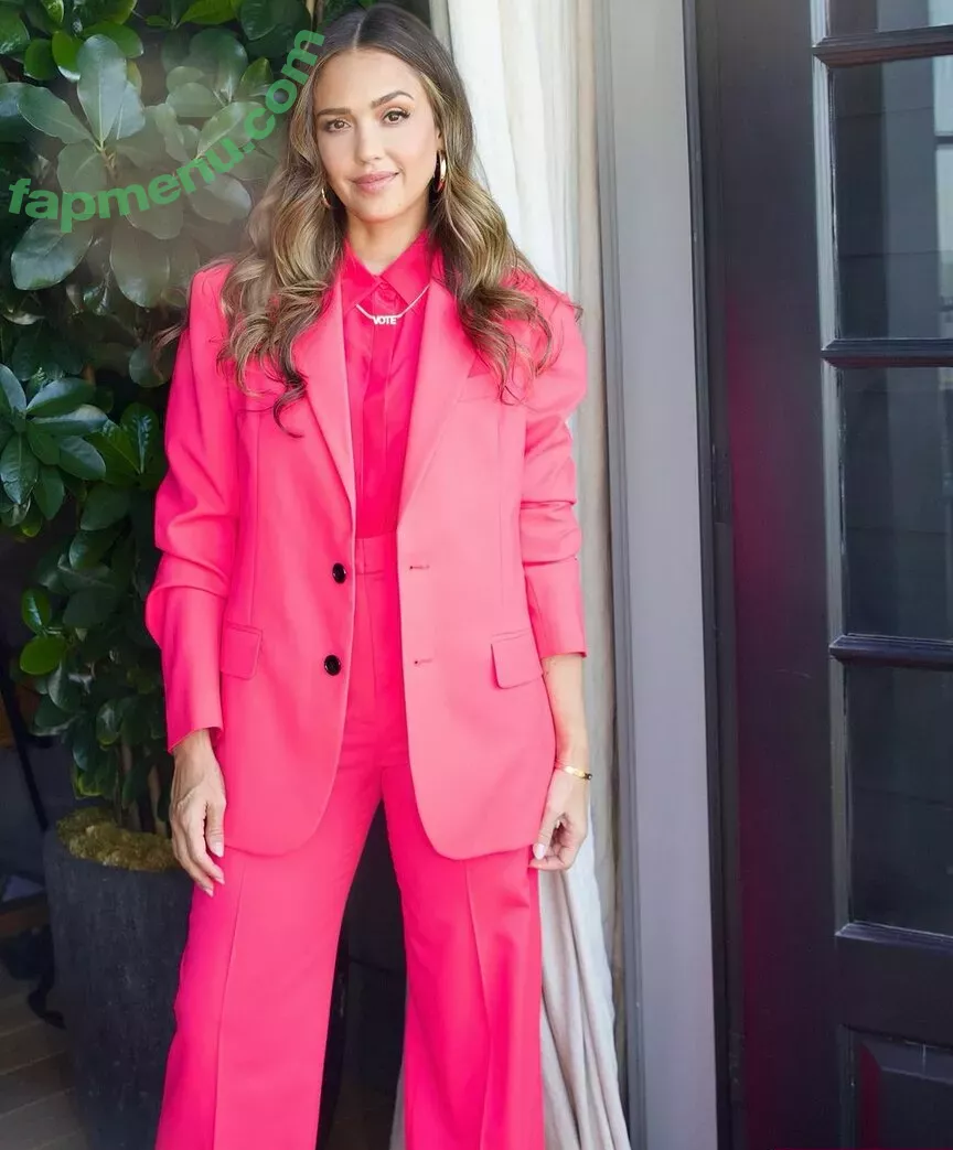 Jessica Alba nude photo #1873 (jessicaalba)