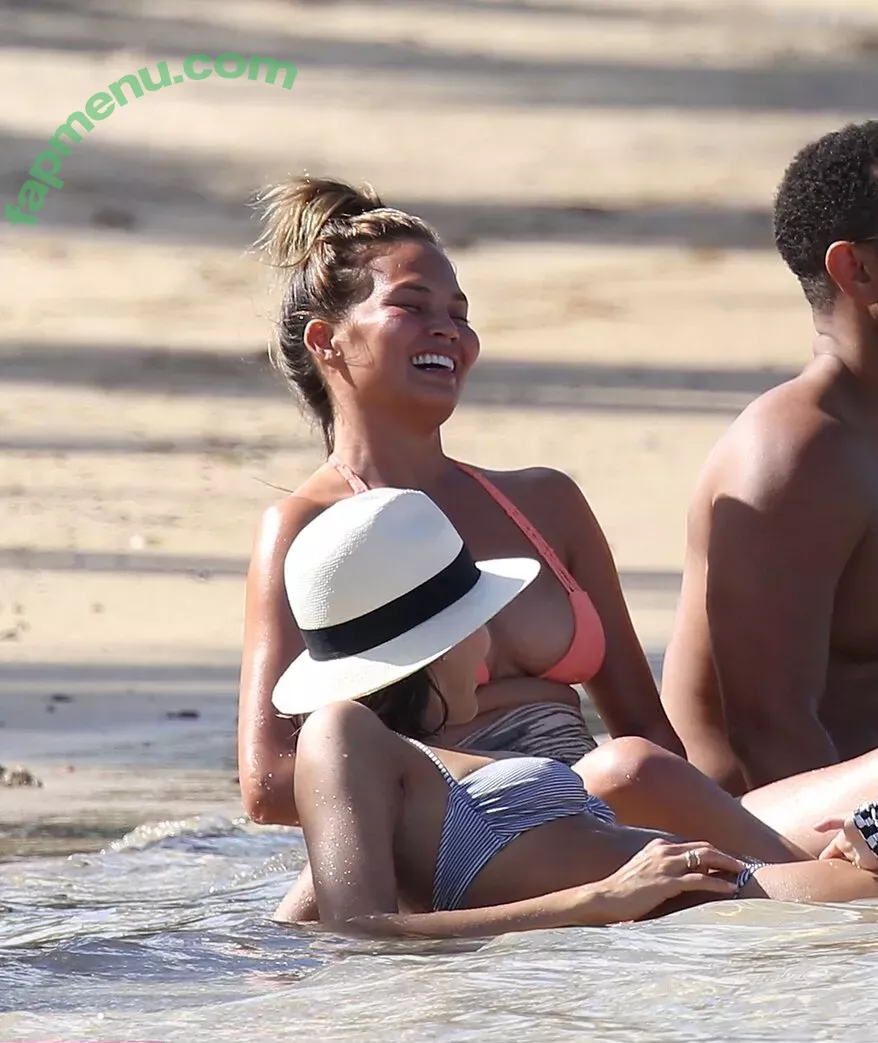 Jessica Alba nude photo #1953 (jessicaalba)