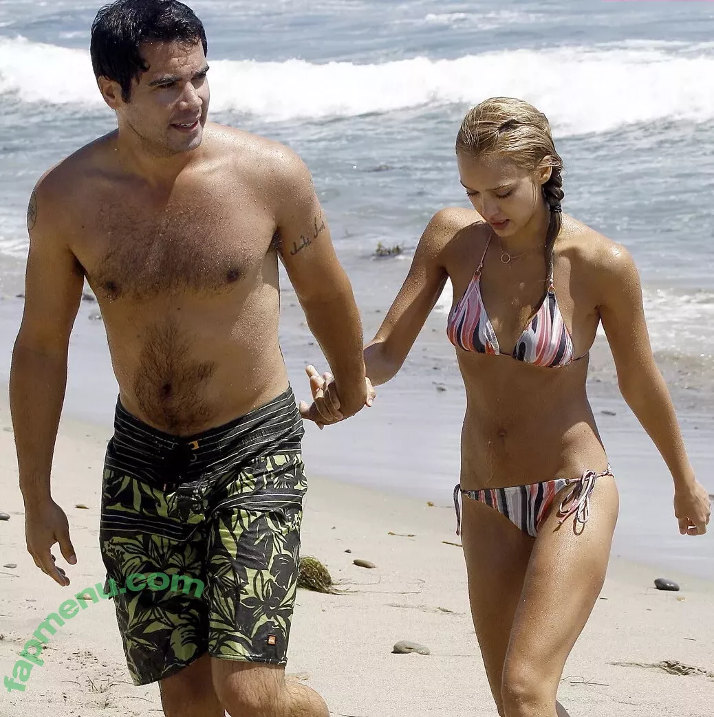 Jessica Alba nude photo #1955 (jessicaalba)