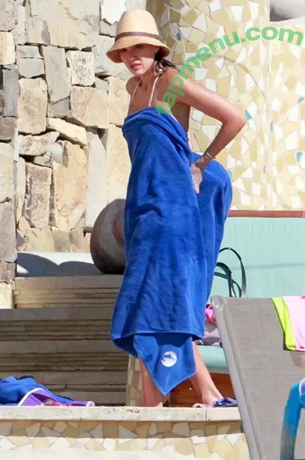 Jessica Alba nude photo #1972 (jessicaalba)
