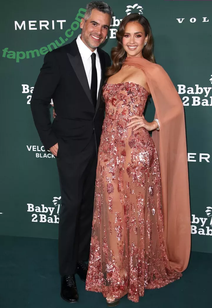 Jessica Alba nude photo #2028 (jessicaalba)