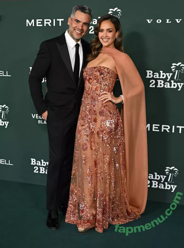 Jessica Alba nude photo #2032 (jessicaalba)