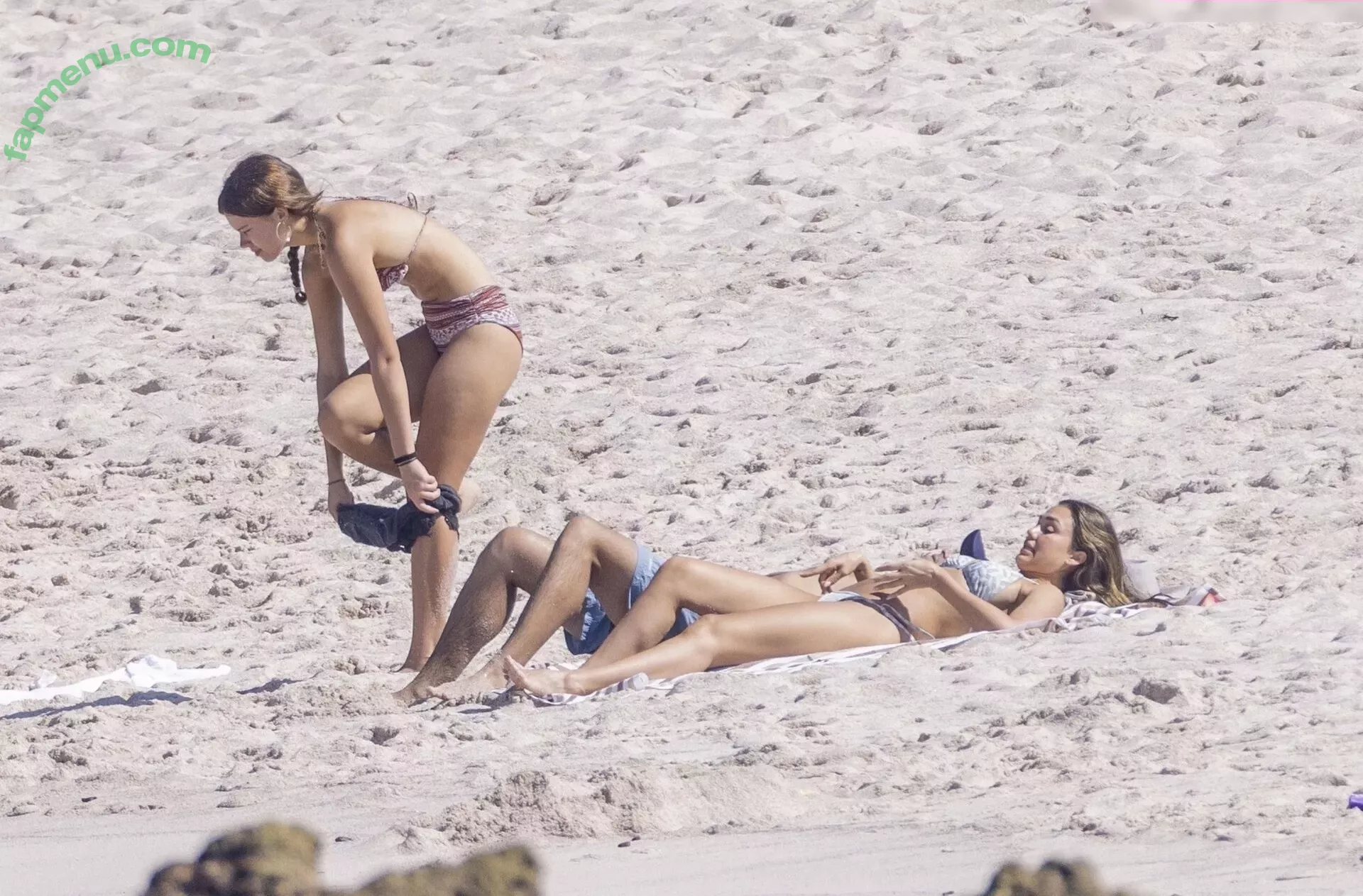 Jessica Alba nude photo #2116 (jessicaalba)