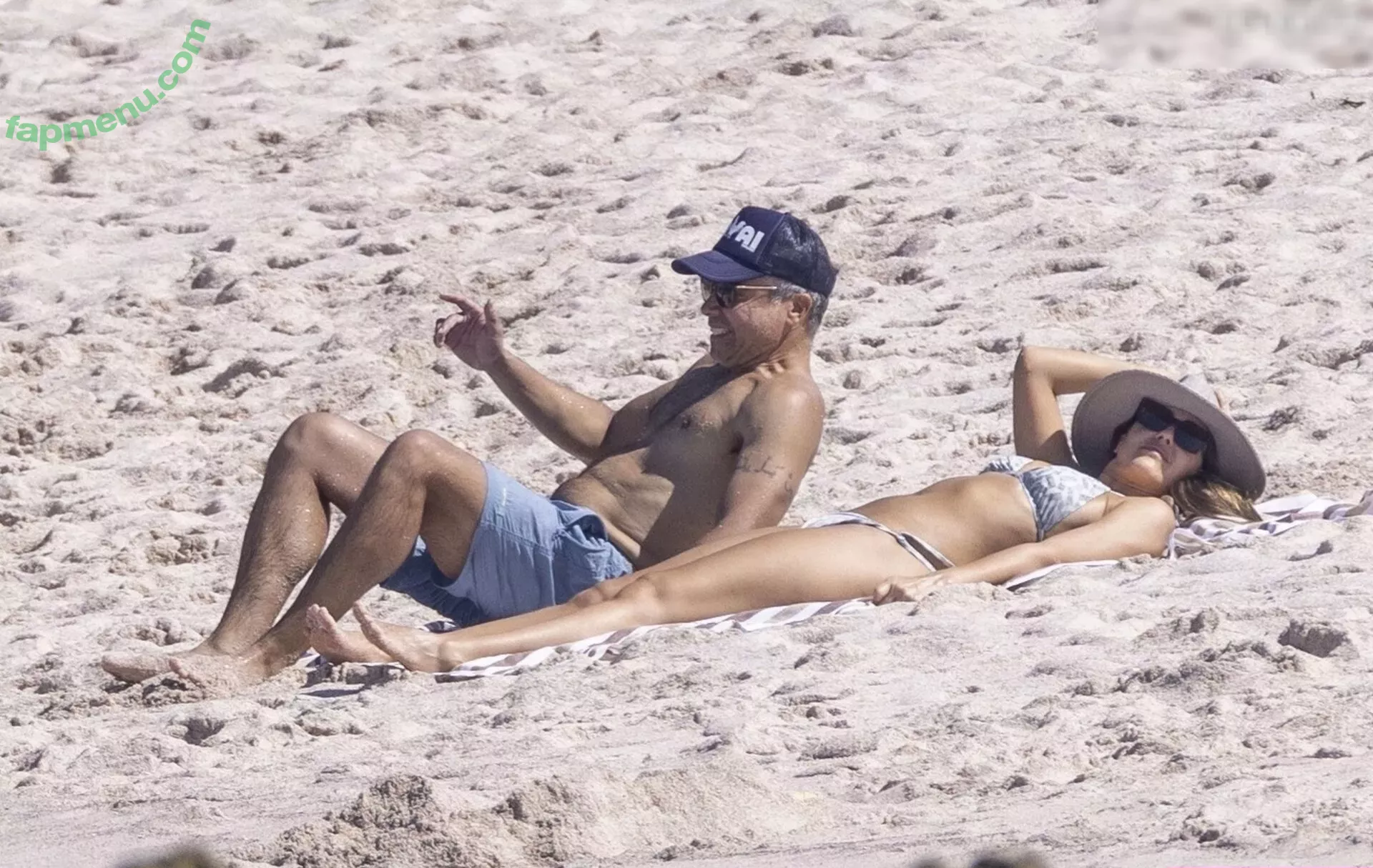 Jessica Alba nude photo #2124 (jessicaalba)