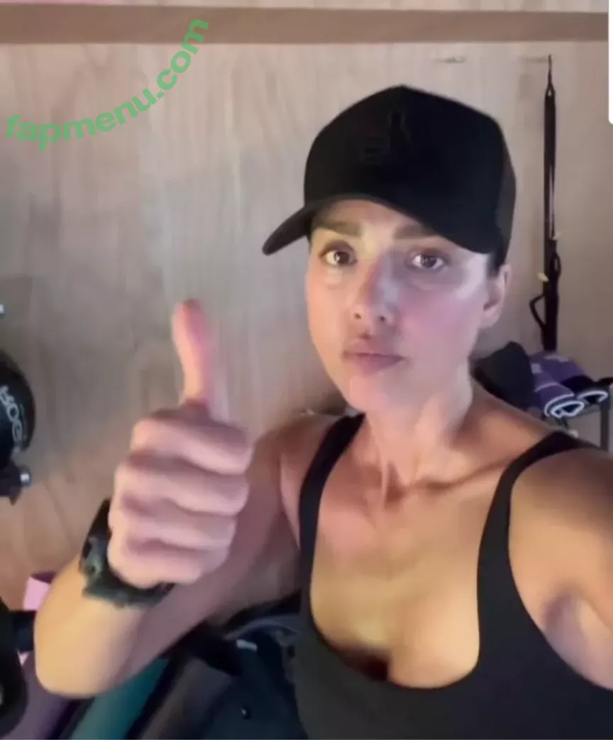 Jessica Alba nude photo #2234 (jessicaalba)