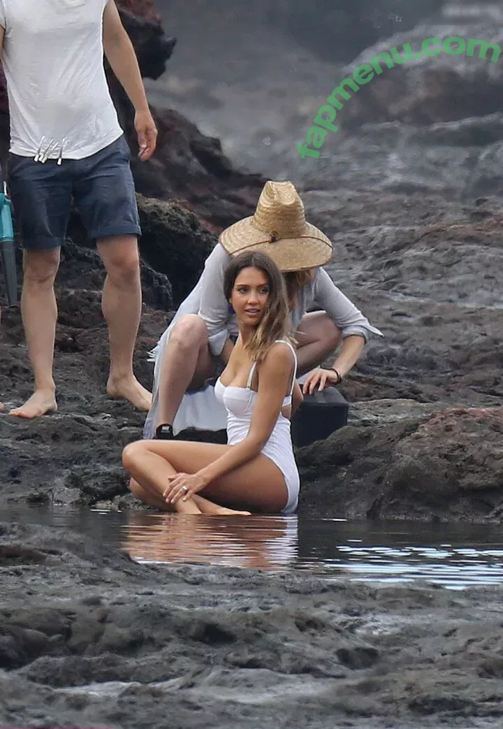 Jessica Alba nude photo #2235 (jessicaalba)