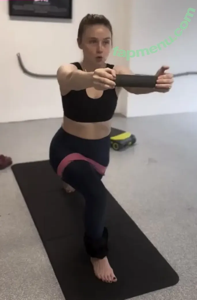 Jessica Barden nude photo #0056 (jessybarden)