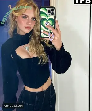 Jessica Belkin / jessicabelkin nude photo #0065