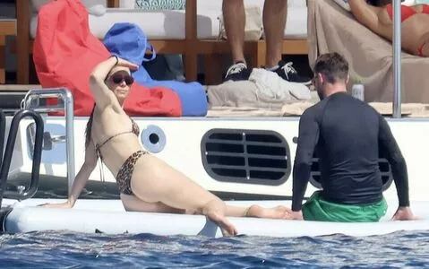 Jessica Biel / JessicaBiel / jessica_biel nude photo #0140