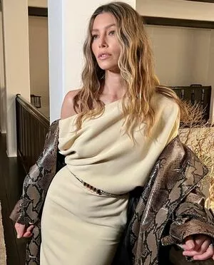 Jessica Biel / JessicaBiel / jessica_biel nude photo #0226