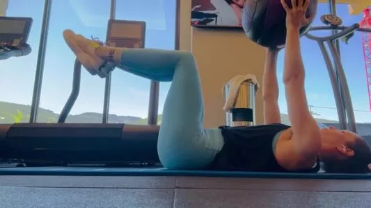 Jessica Biel / JessicaBiel / jessica_biel nude photo #0295