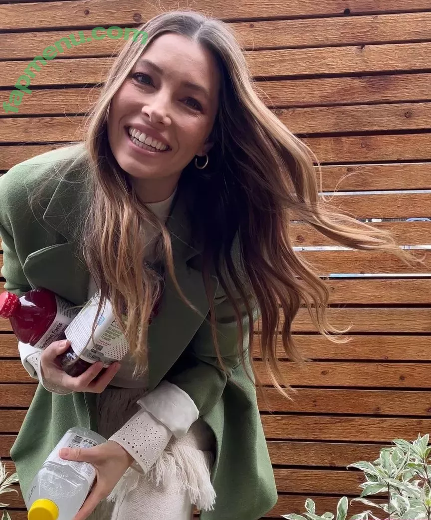 Jessica Biel nude photo #0010 (JessicaBiel / jessica_biel)