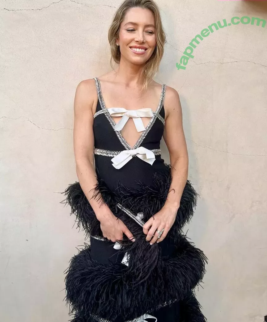 Jessica Biel nude photo #0215 (JessicaBiel / jessica_biel)