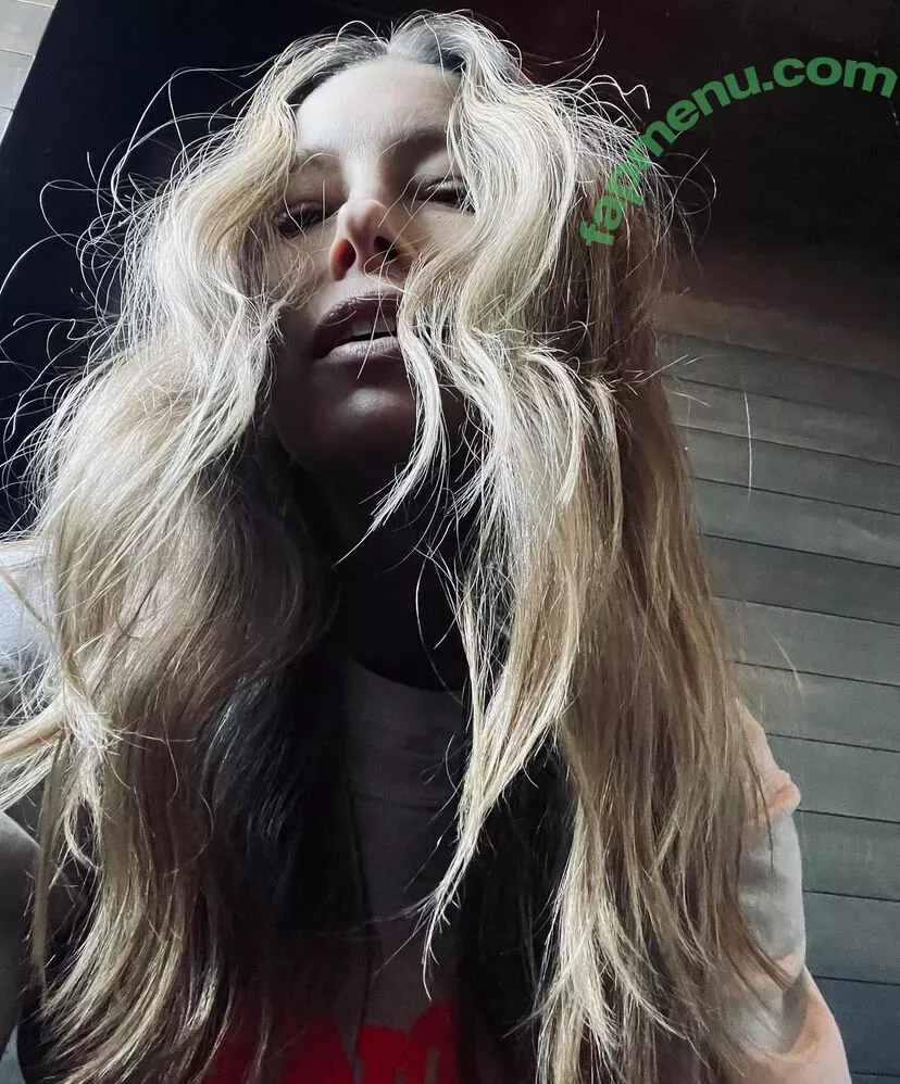 Jessica Biel nude photo #0220 (JessicaBiel / jessica_biel)