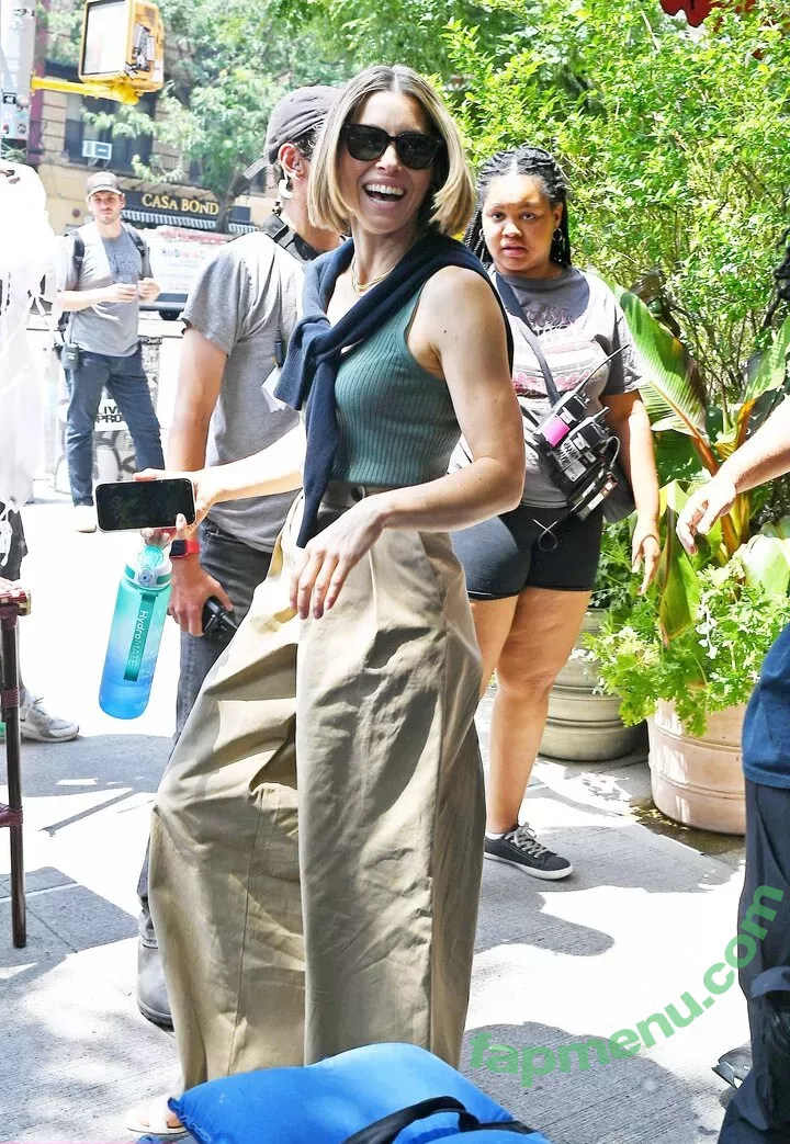 Jessica Biel nude photo #0666 (JessicaBiel / jessica_biel)