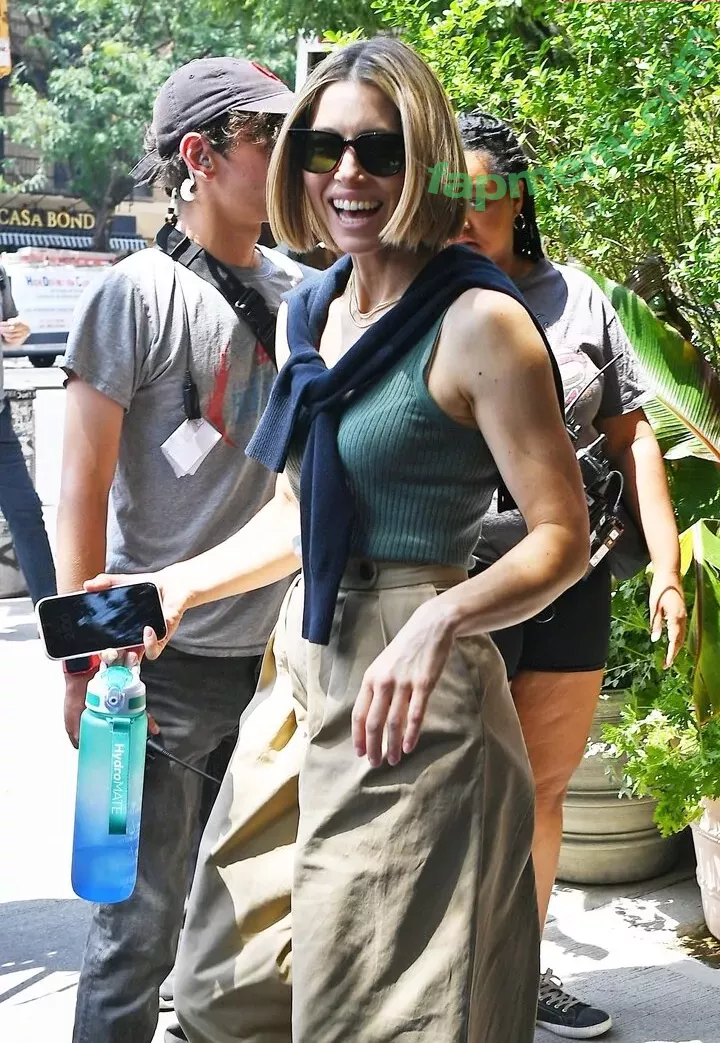 Jessica Biel nude photo #0670 (JessicaBiel / jessica_biel)