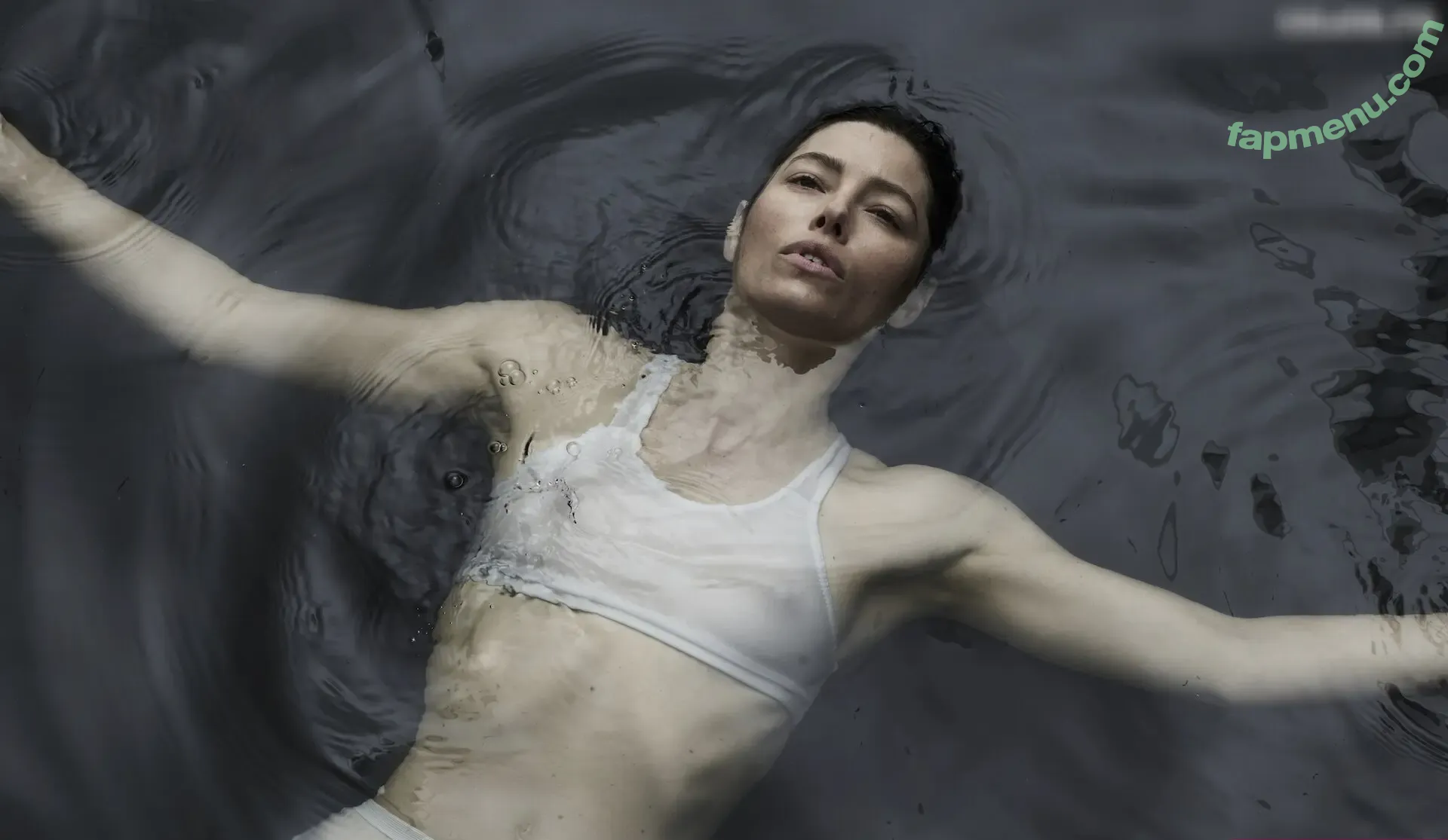 Jessica Biel nude photo #0892 (JessicaBiel / jessica_biel)