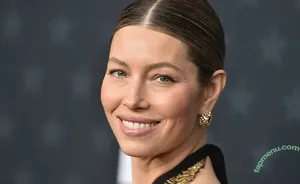 Jessica Biel / JessicaBiel / jessica_biel nude photo #1045