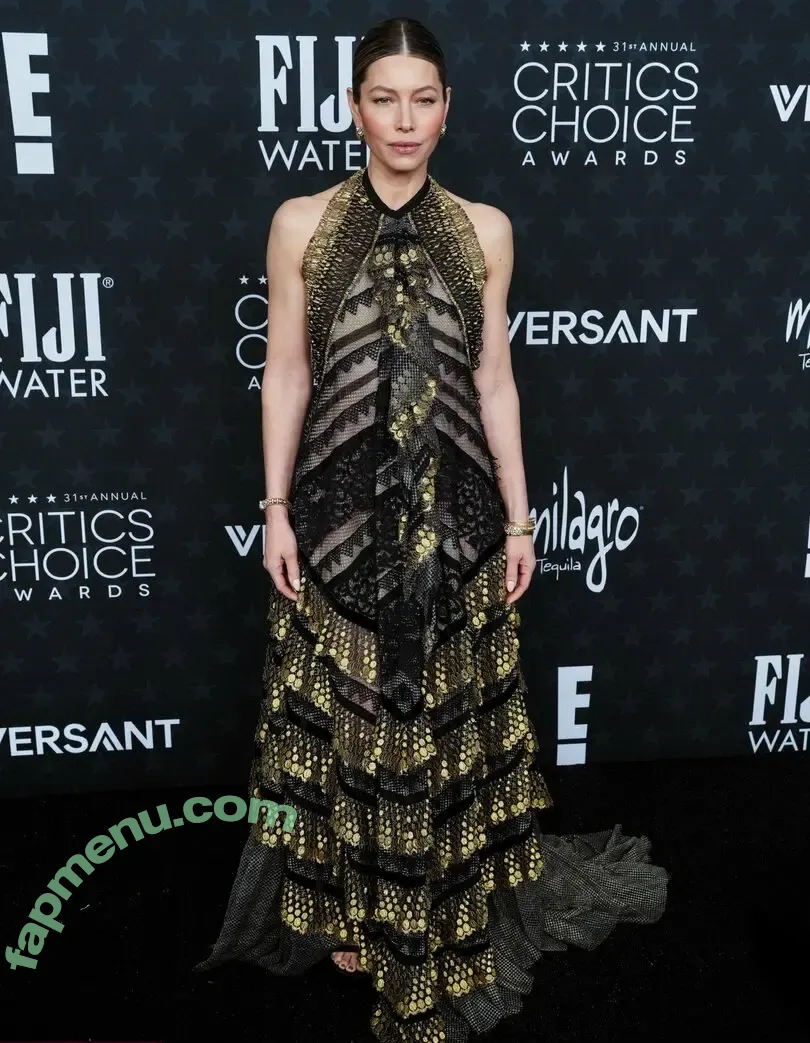 Jessica Biel nude photo #1040 (JessicaBiel / jessica_biel)