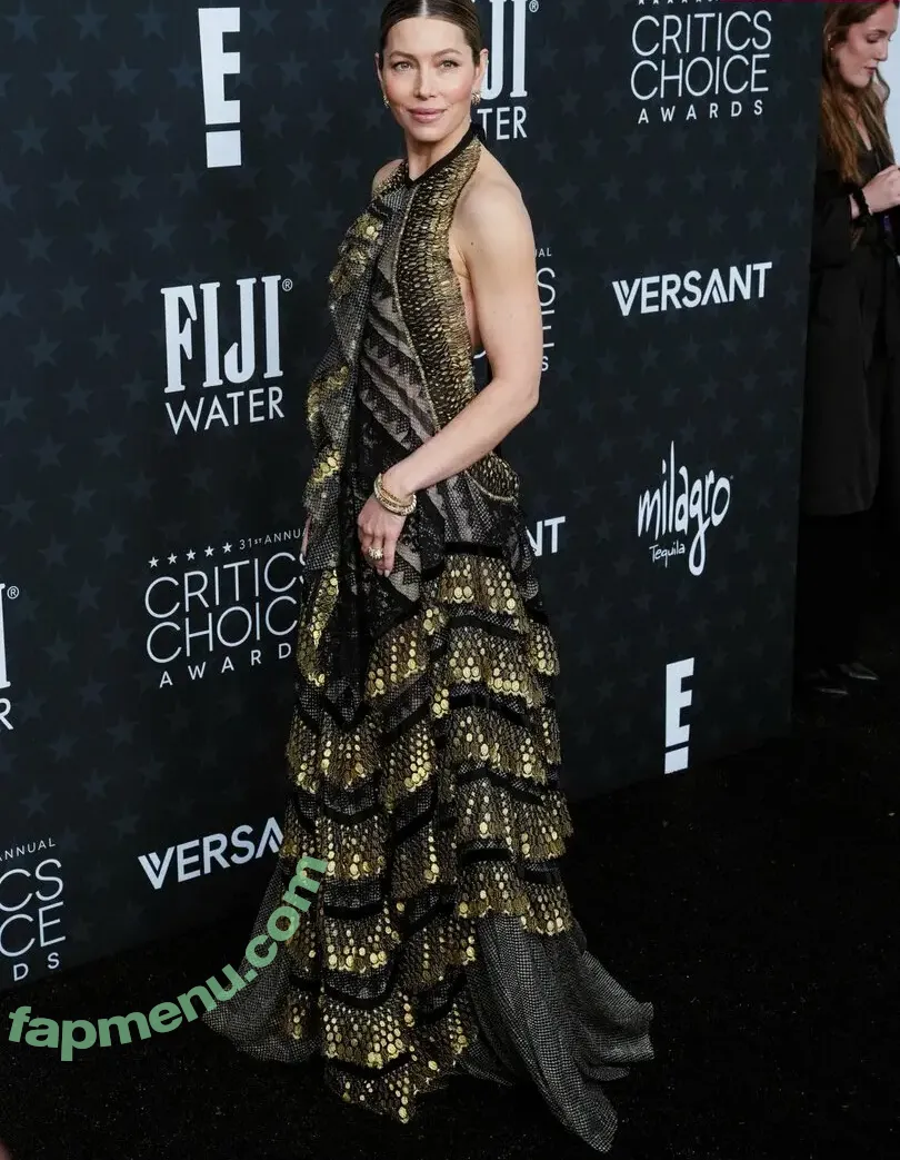 Jessica Biel nude photo #1043 (JessicaBiel / jessica_biel)