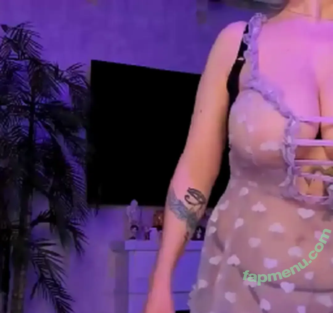 Jessica Burns nude photo #0110 (mrsjessicaburns)