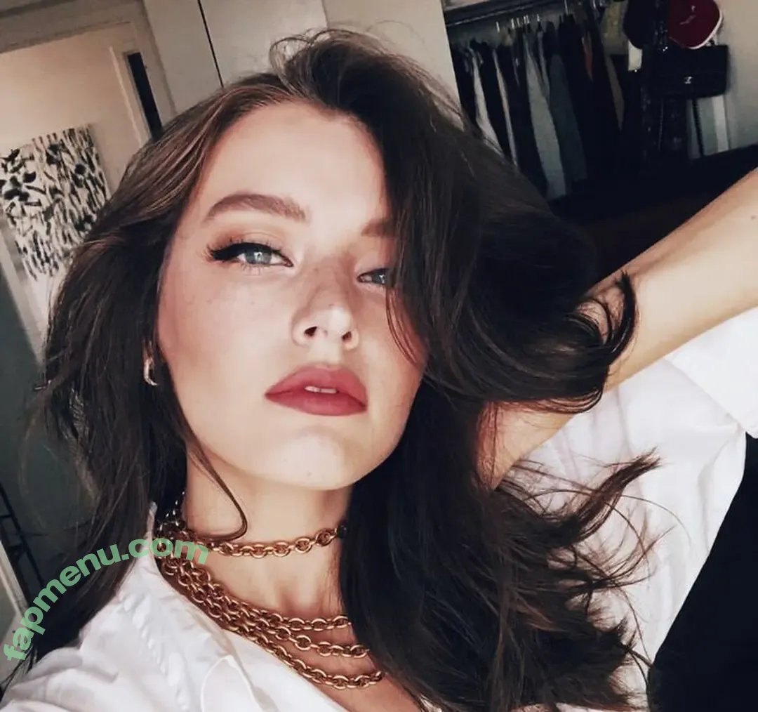 Jessica Clement nude photo #0001 (Jessica Clement)
