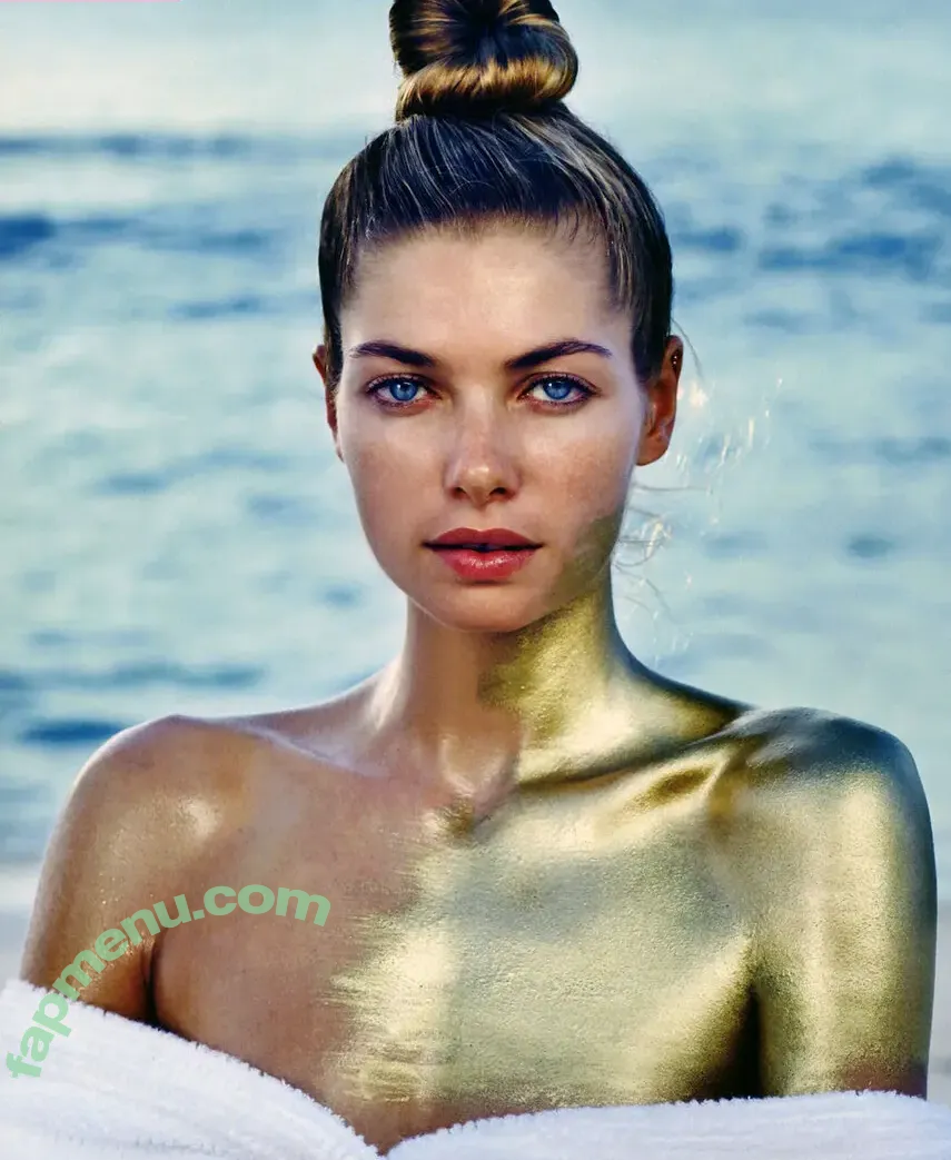 Jessica Hart nude photo #0242 (Jessica Hart)