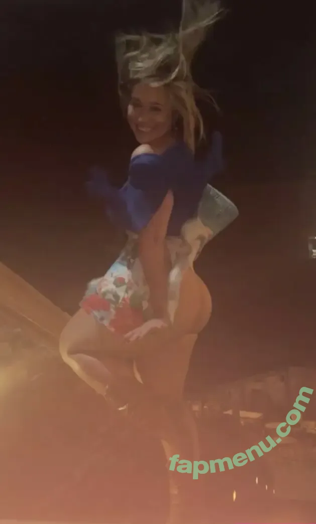 Jessica Kenney nude photo #0011 (Miss Jessica / j_essence_)