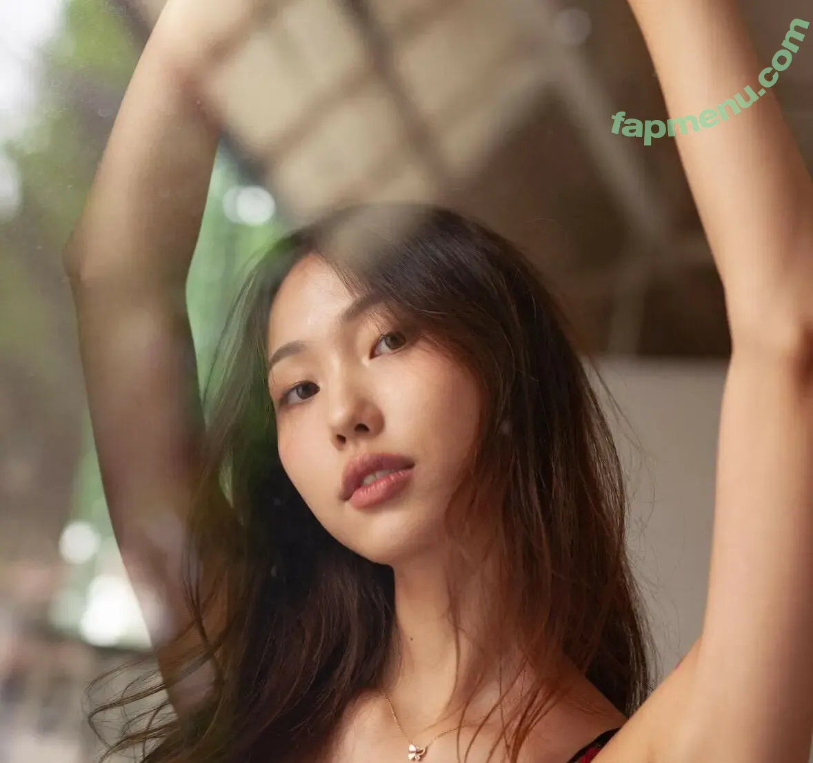 Jessica Lee Seul nude photo #0001 (jessicaleequeenbee / jessicaleeseul)