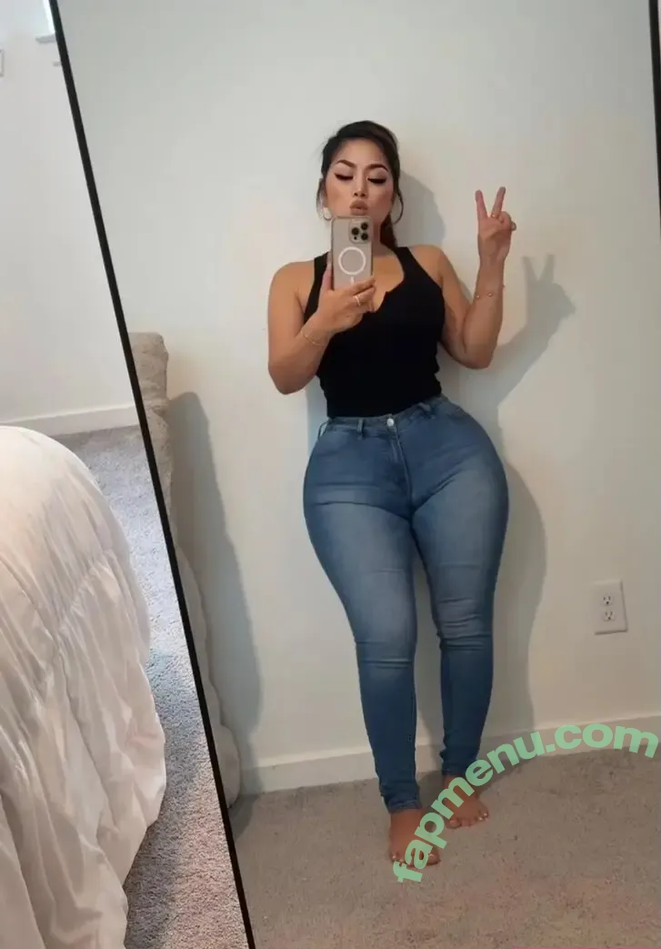 Jessica Lee nude photo #0037 (jessicaleeseul / liljess_08)