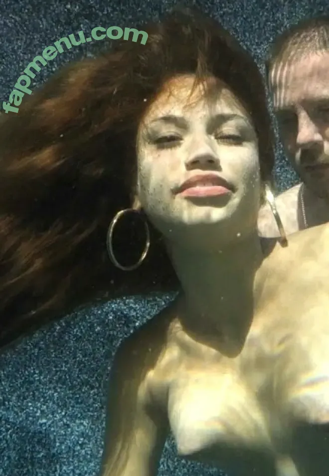 Jessica Lopez nude photo #0012 (Jlopezv)