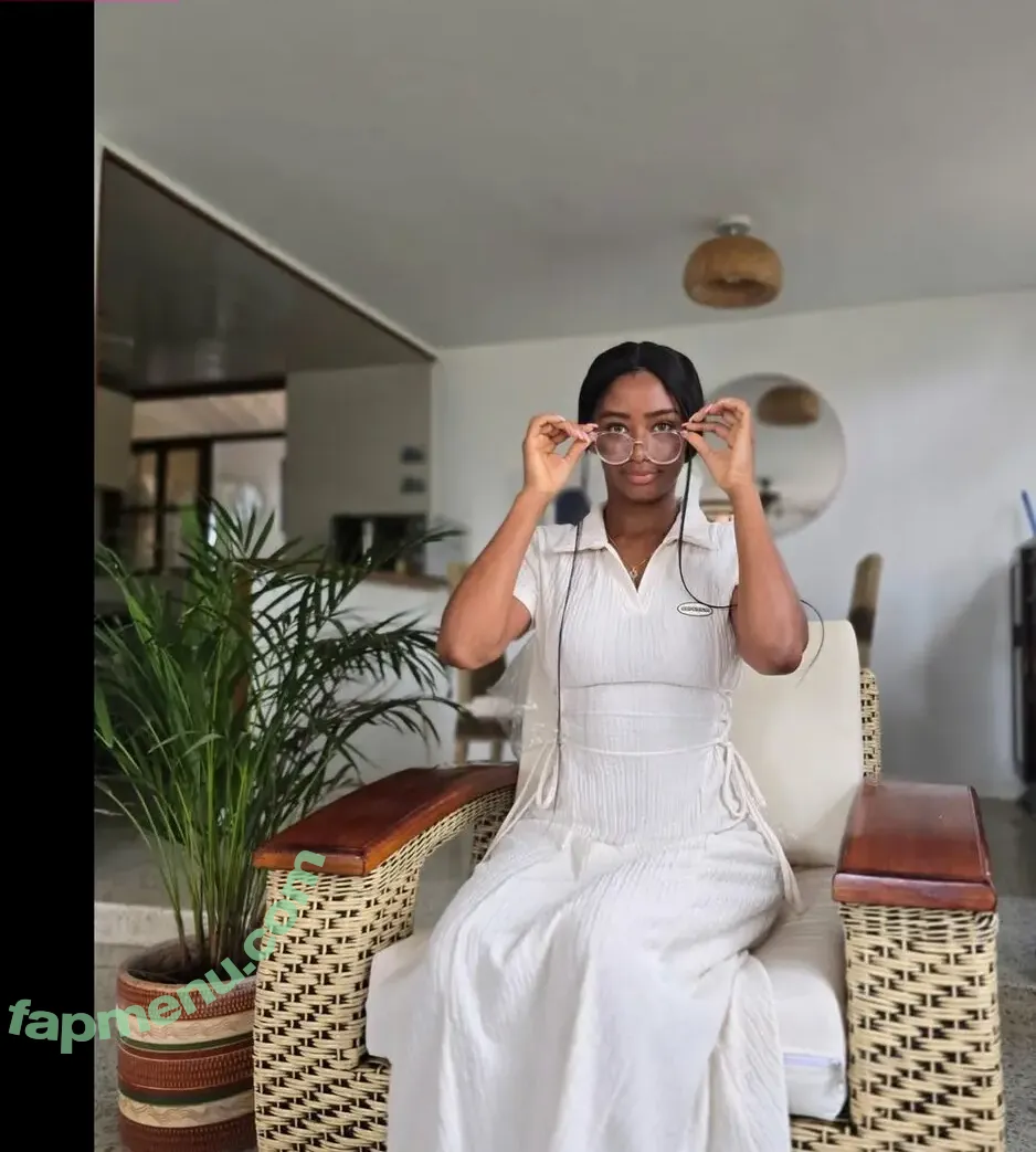 Jessica Nahomy nude photo #0054 (nahomybraoni / nahomysexy)