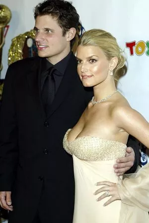Jessica Simpson / 52529184 / JessicaSimpson nude photo #0374
