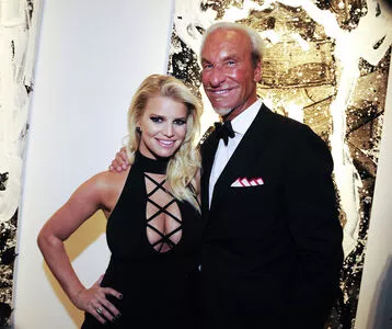 Jessica Simpson / 52529184 / JessicaSimpson nude photo #0539