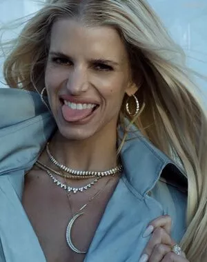 Jessica Simpson / 52529184 / JessicaSimpson nude photo #0720