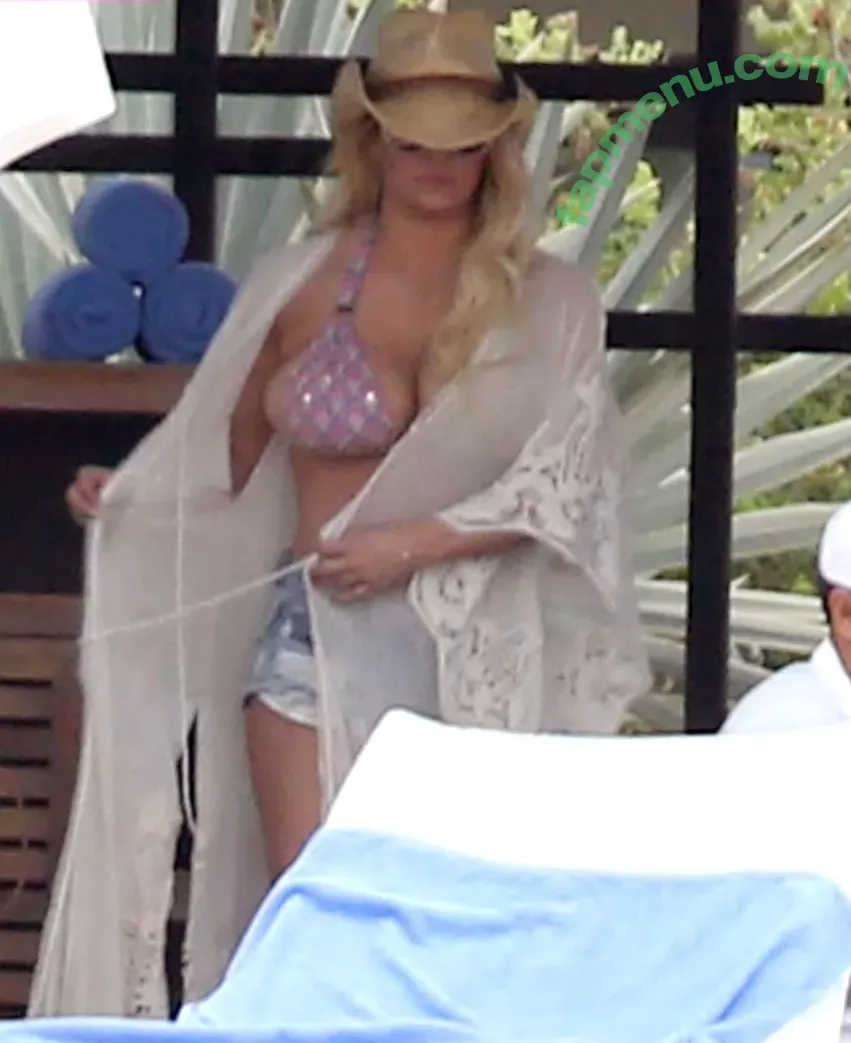 Jessica Simpson nude photo #0066 (52529184 / JessicaSimpson)